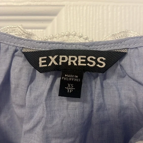 Express Lace Tank Top - Picture 3 of 3